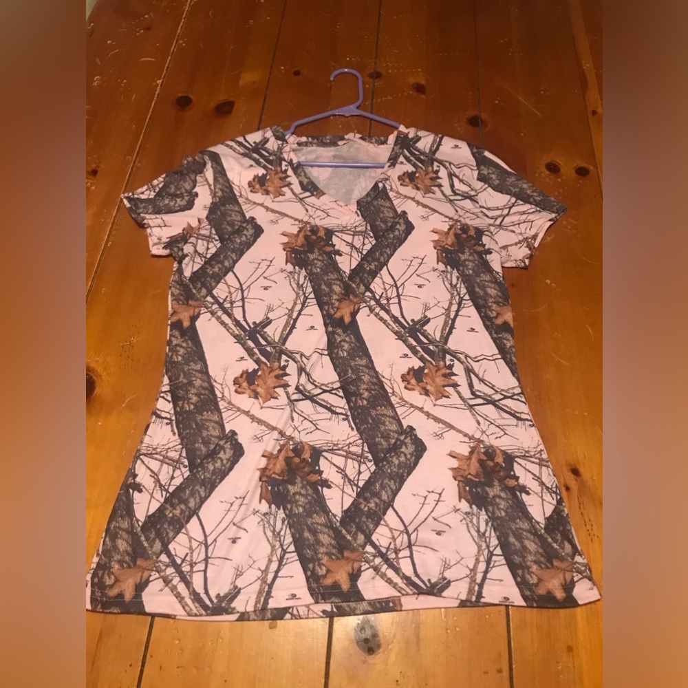 Unbranded camouflage shirt, no size tag, pink brown camouflage.